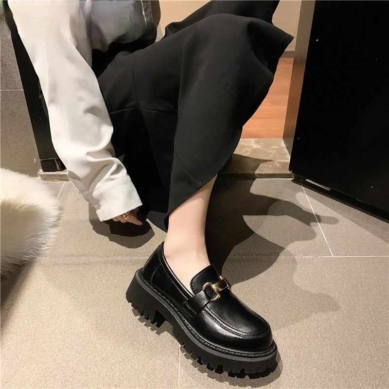 2022 Shoes for Women Loafers Ladies Thick Sole Slip on Flats Creepers Leather Platform Shoes Casual Buckle Shoe Zapatos De Mujer Sas Shoes Loafers