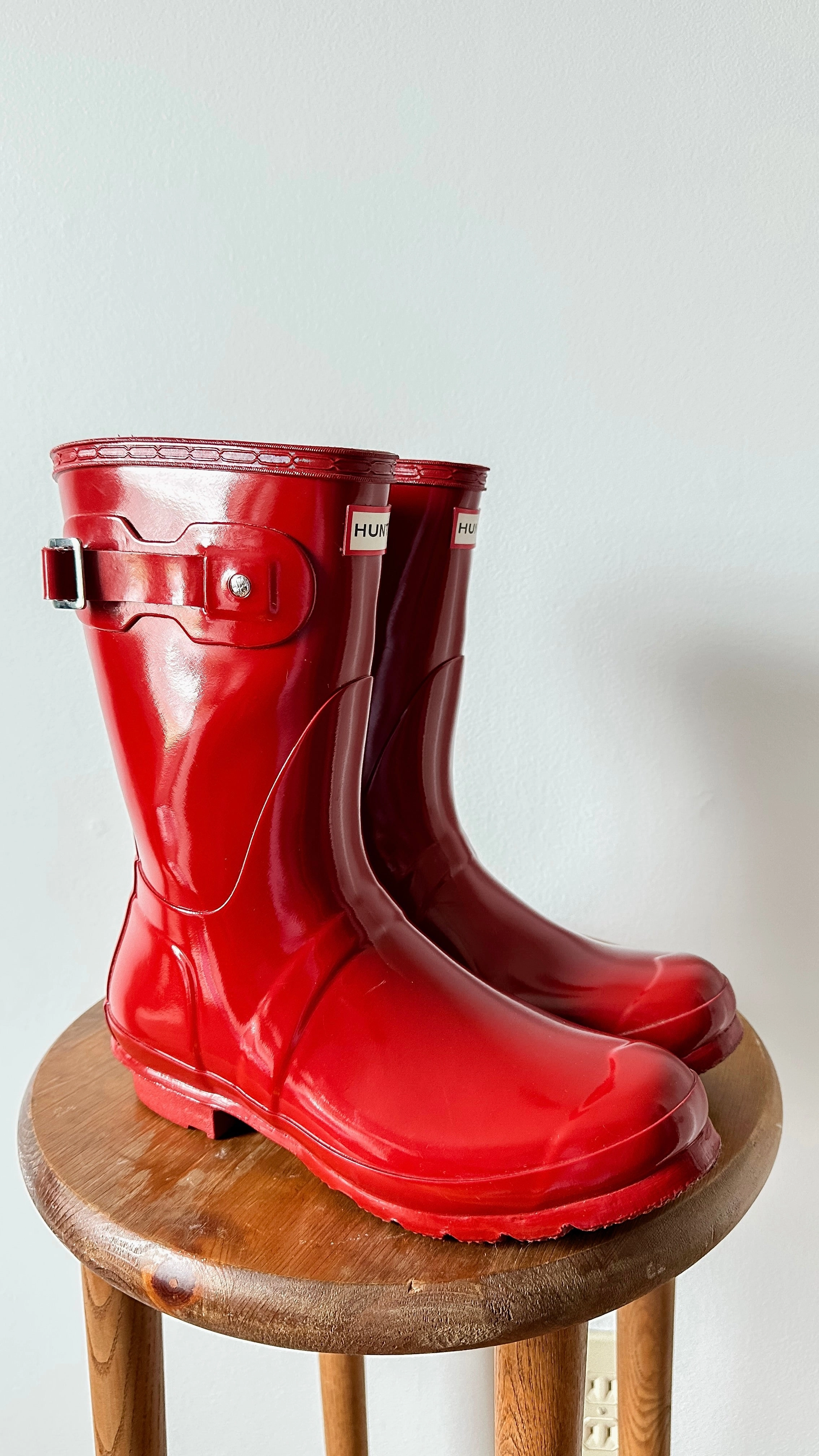 Hunter Cherry Red Gloss Short Original Waterproof Rain Boots (US 9) Adidas Futsal Shoes Youth