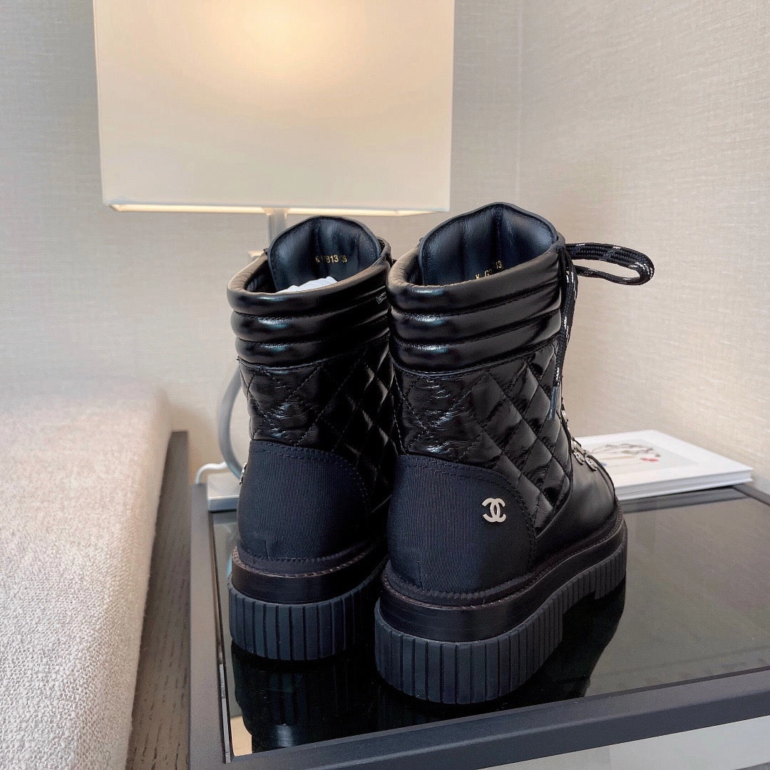 SE732  Size 4-9 Towelie Adidas Shoes