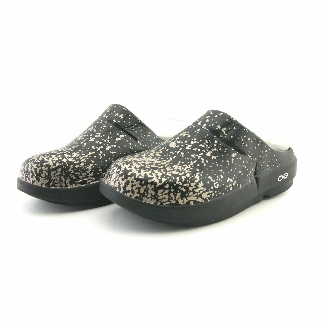 70s Casual Shoes OOFOS OOCLOOG