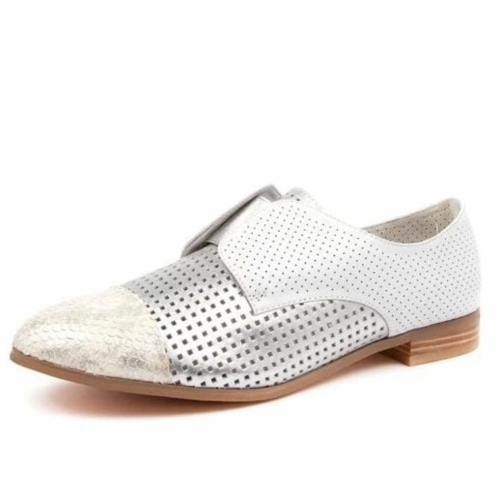 Practical Fit Django & Juliette Jacca ~ Jade ~ White ~ Leather SOLD OUT