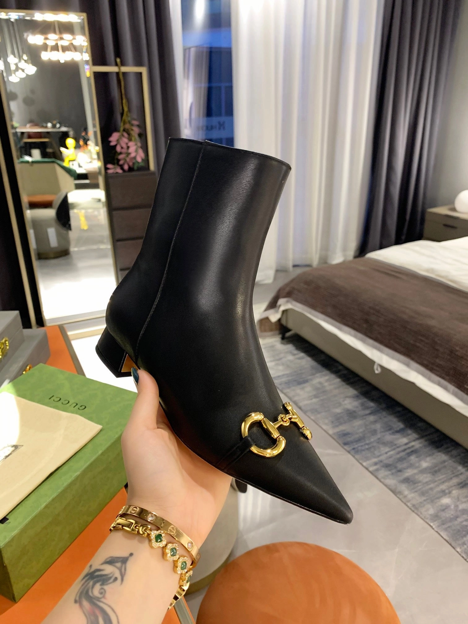 Adidas Vl Court 3.0 Low Shoes SE730  Size 4-10  Heels:2.4cm Material: Cowhide  Lining: Sheep skin Sole: Italian leather