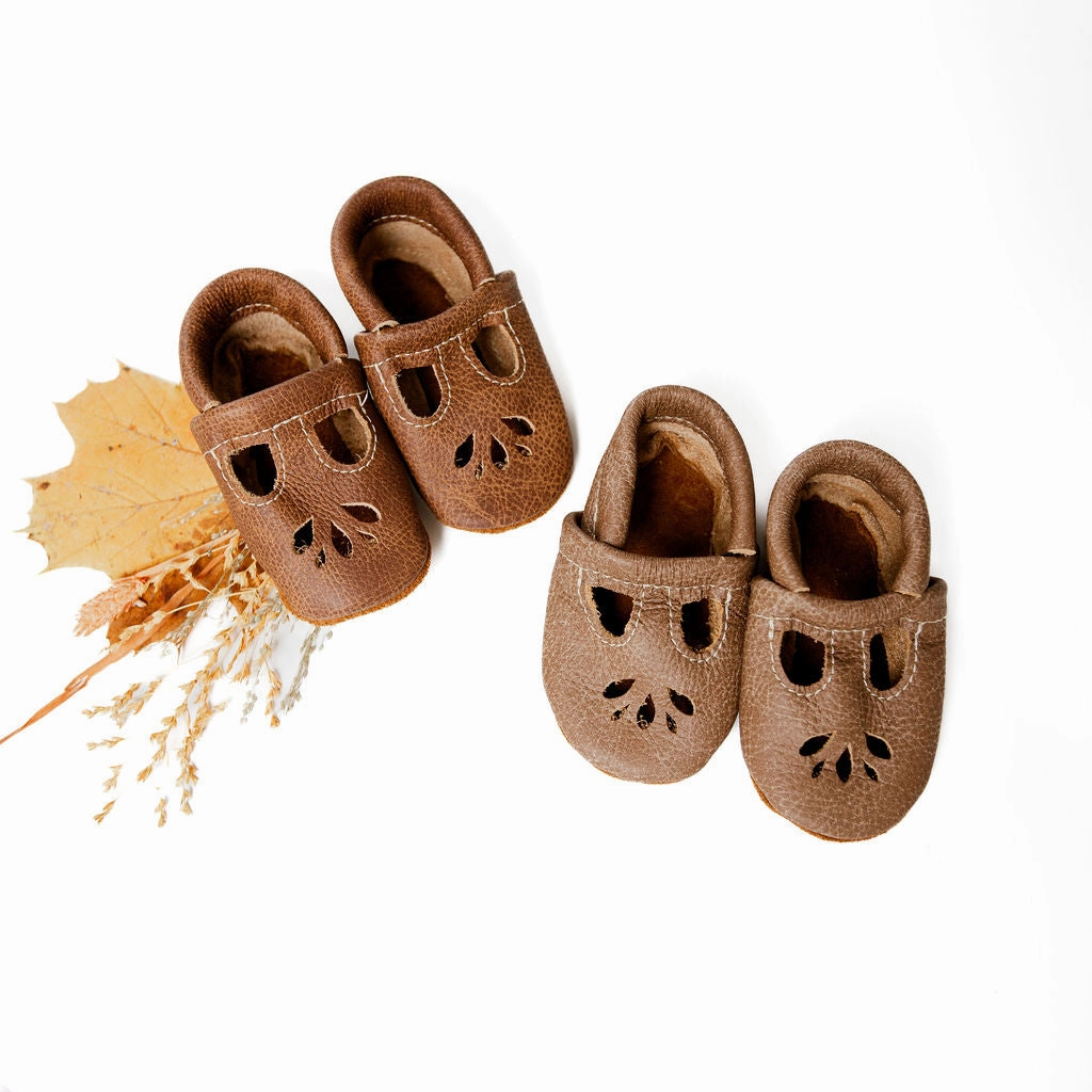 High Heels And Lingerie Sepia, Chai LOTUS T-strap Shoes Baby and Toddler