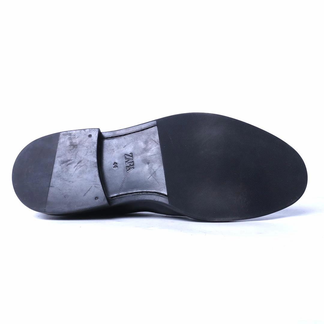 ZARA. . Dress Shoes For Pants