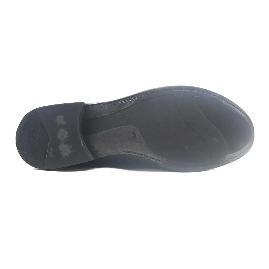 AM SHOES COMPANY . Dress Shoe Loafers