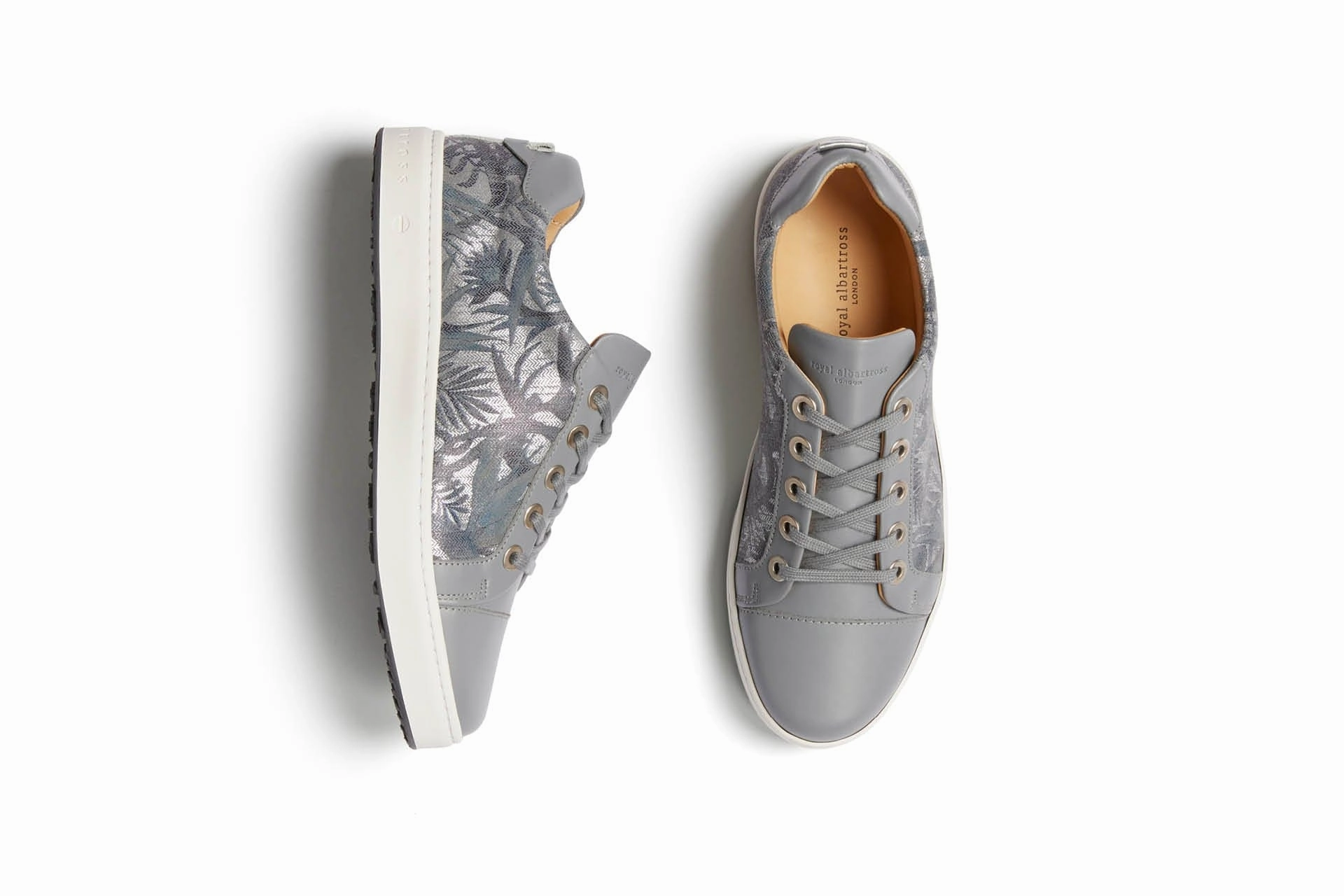 Annabel | Grey Vacation Walk