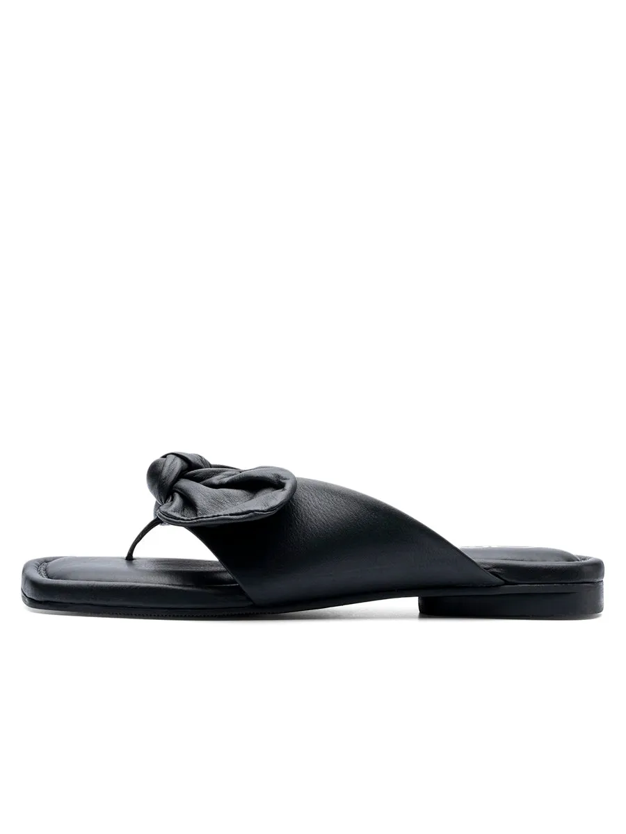 Toe Space Leopard Touch Bowthong