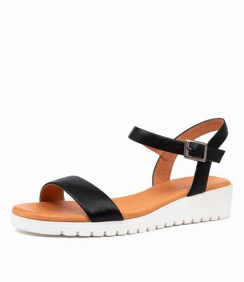 Quick Buckle Django & Juliette Marylee ~ Tan ~ Black