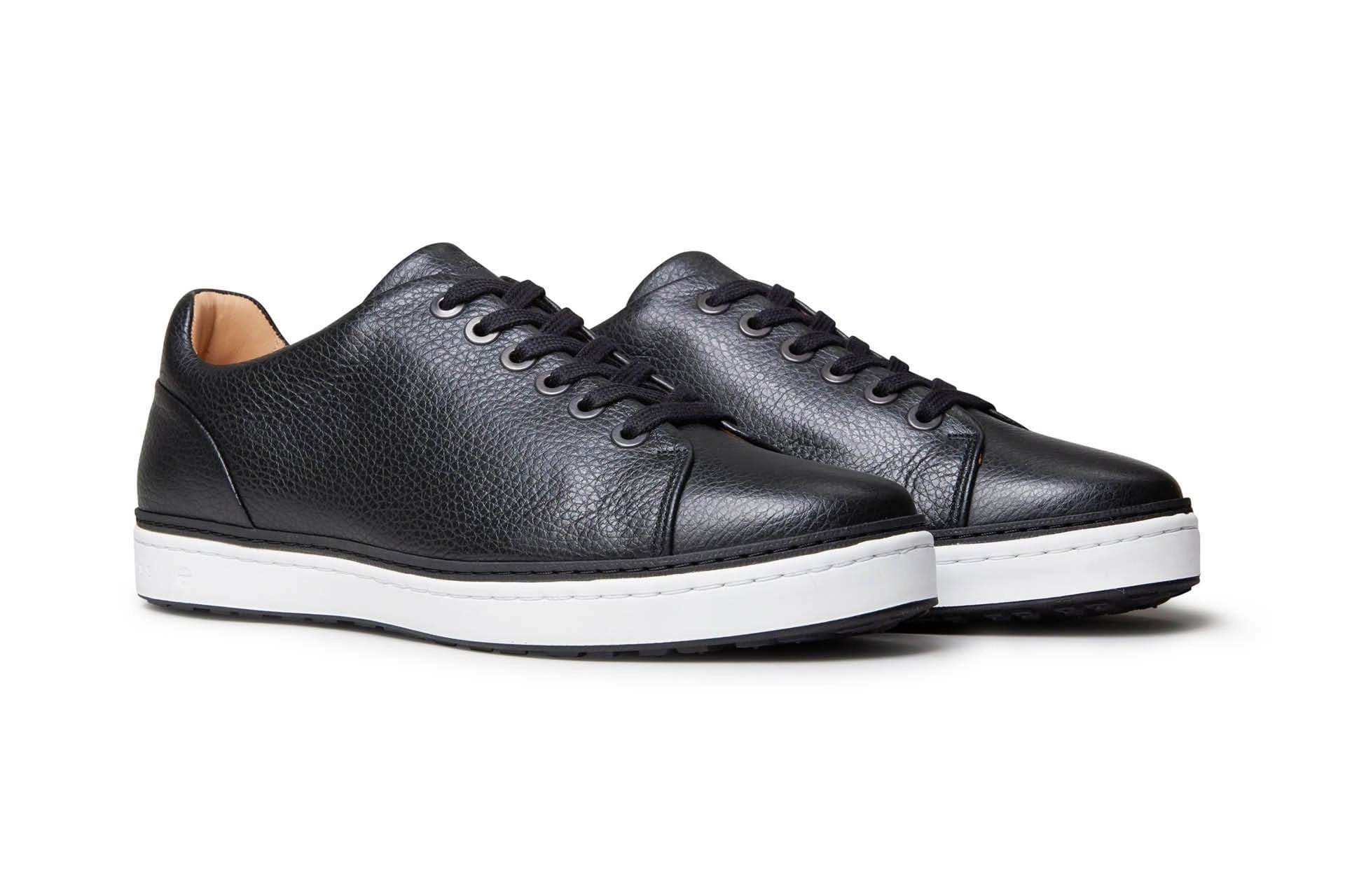 Airy Upper Pontiac v2 | Black