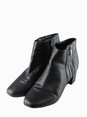 Comparable To Asics Nimbus Airflex Black Ankle Boots AU/US 9 (EU 40)