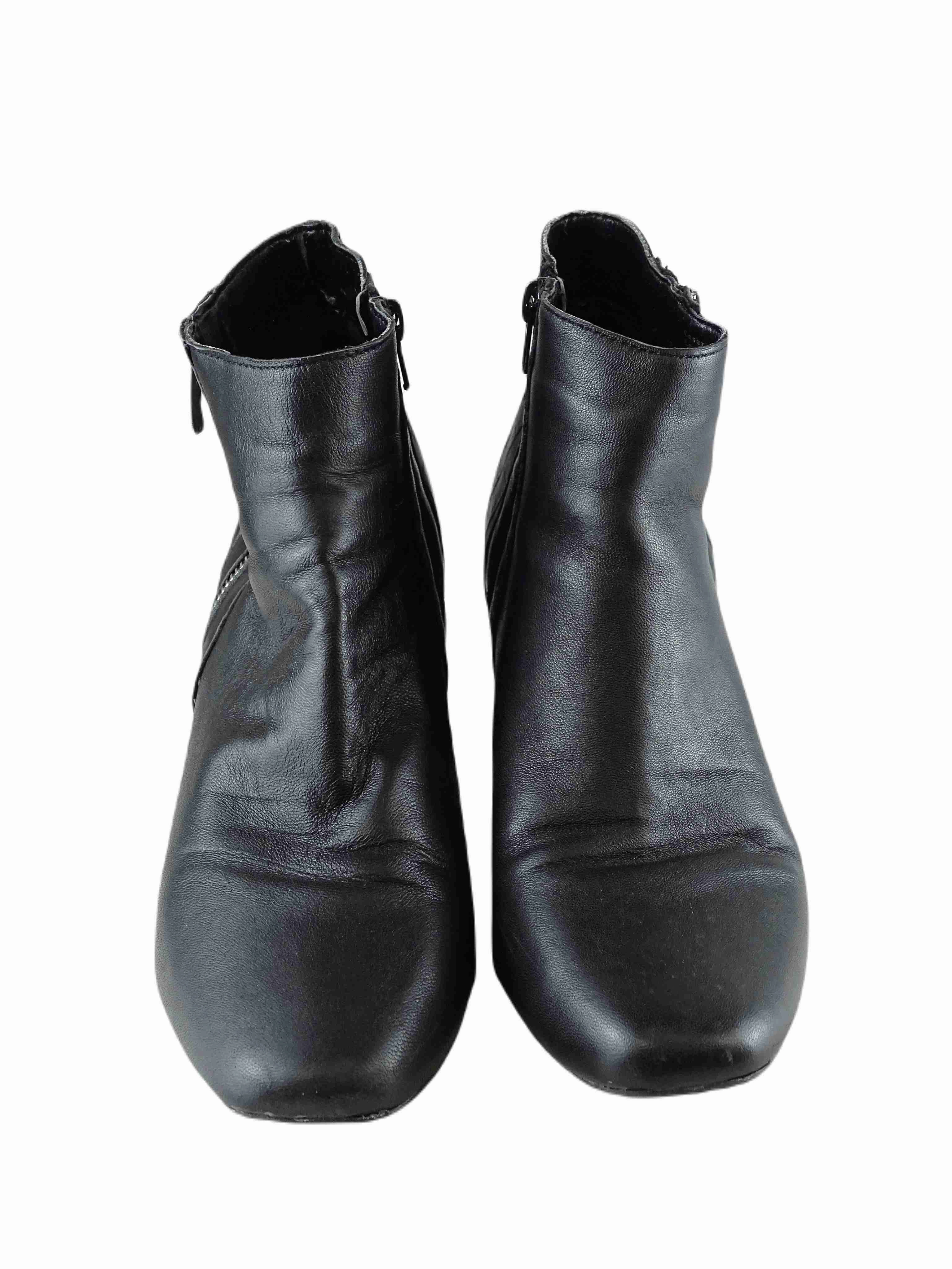 Airflex Black Ankle Boots AU/US 9 (EU 40) Asics Ff Clay Tennis Shoes