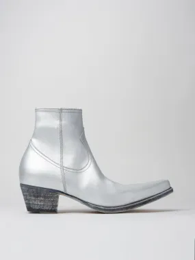 Wildfire Boots CLINT ANKLE BOOT IN DISTRESSED SILVER LEATHER