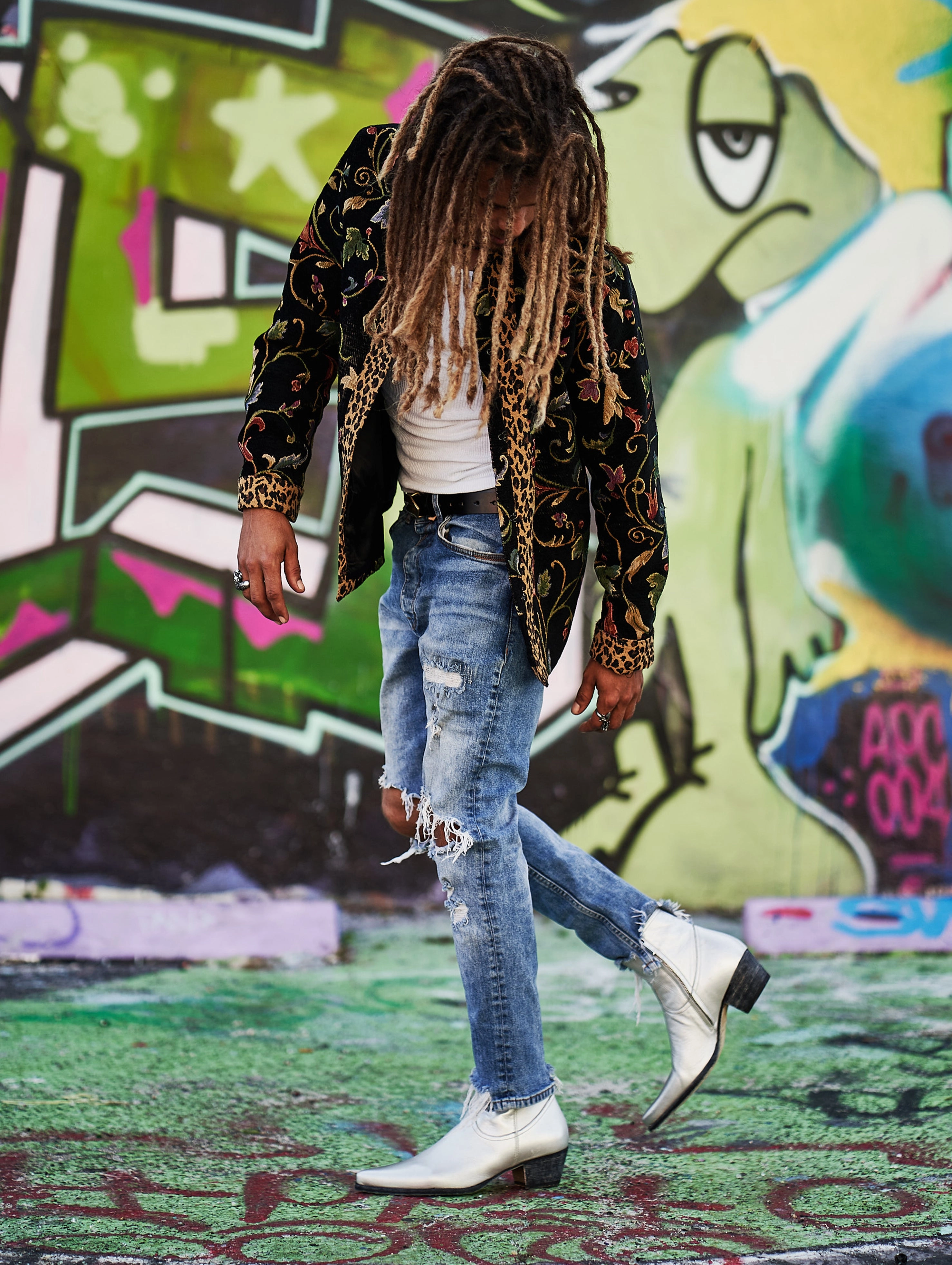 Boots Sprained Ankle CLINT ANKLE BOOT IN DISTRESSED SILVER LEATHER