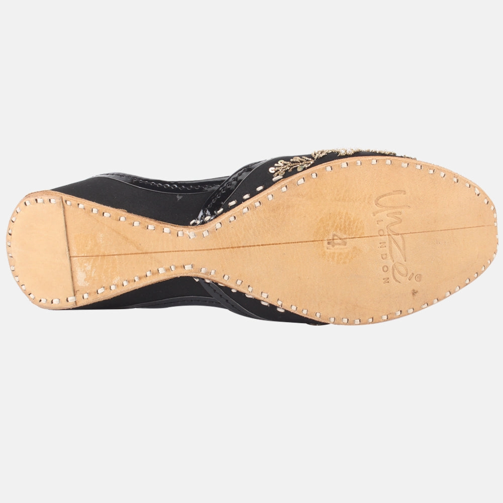 Woman "ASTRO" Traditional Khussa Worst Shoes For Flat Feet