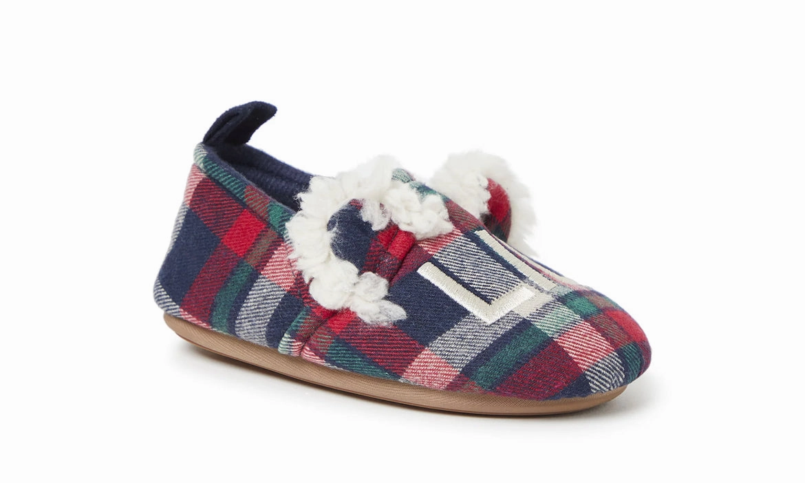 Dearfoams Cozy Comfort Kids Lil Bear Closedback Slippers Slippers White Knit