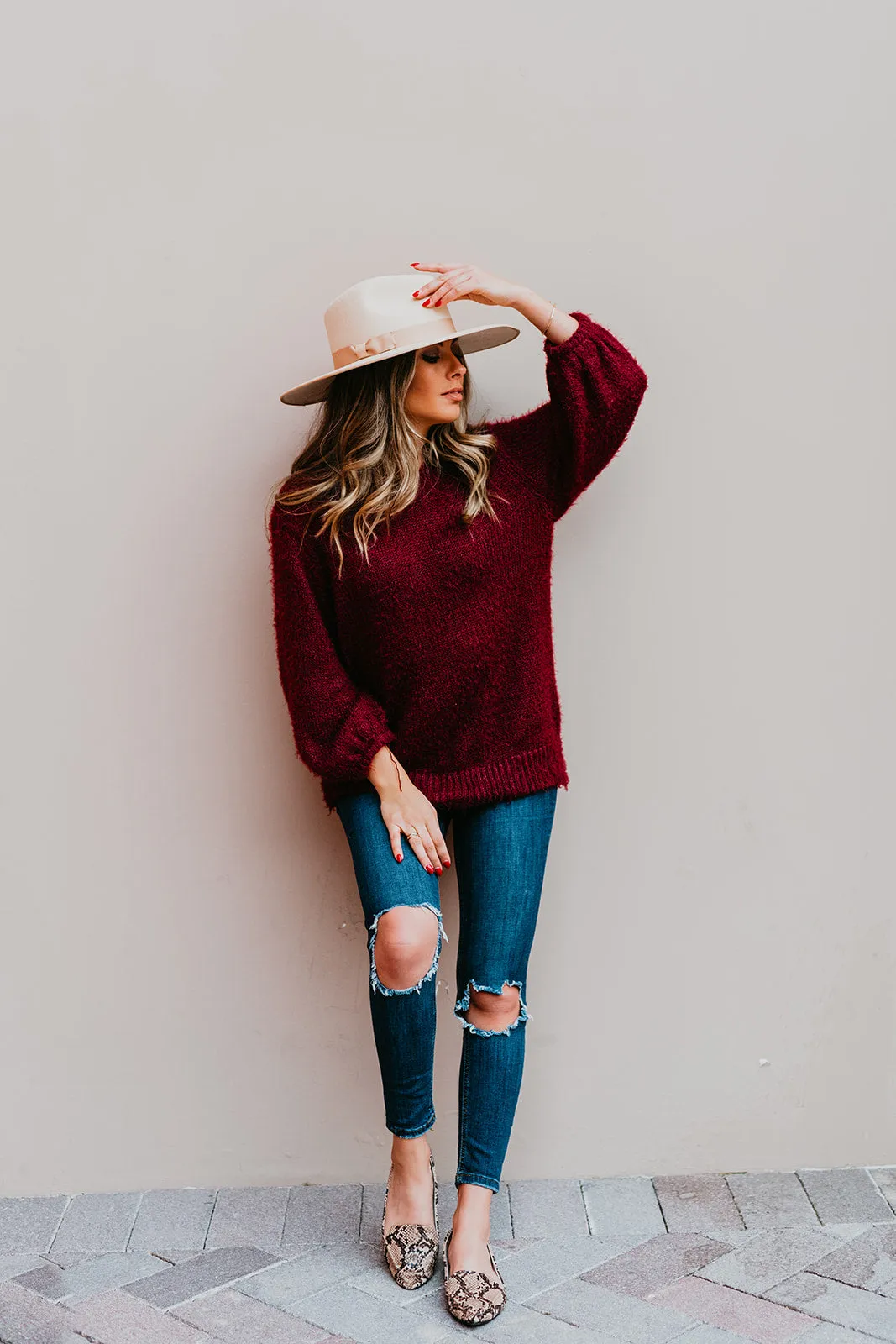 Minimal Look Track Hike Desert Diamond