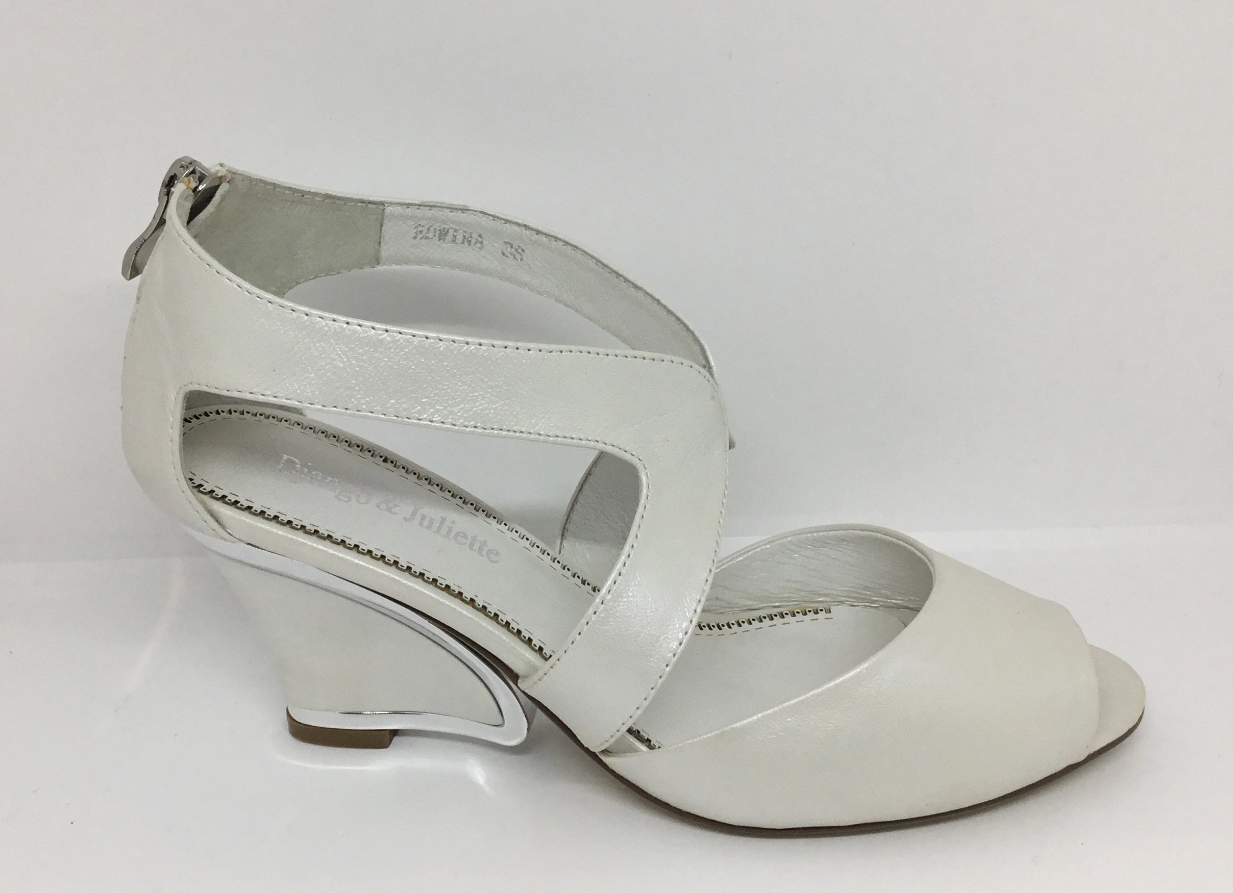 Django & Juliette Edwina White Pearl Leather Heel Tokyo Look