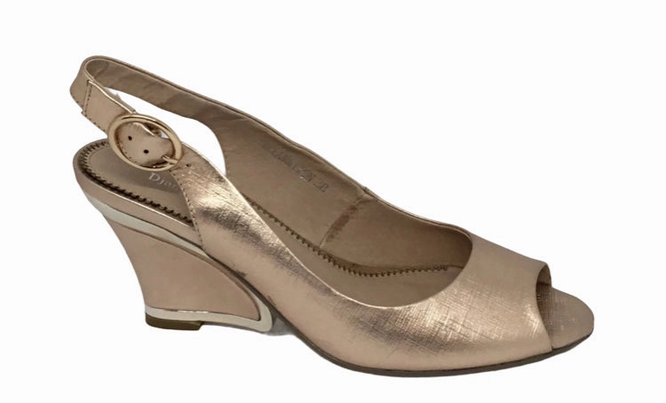 Django & Juliette Exclamation Leather Office Mode