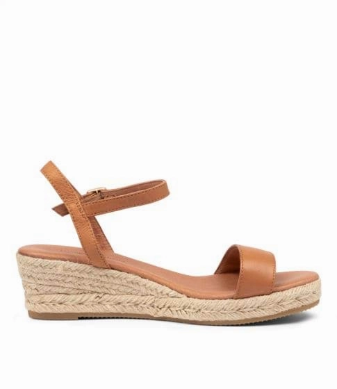 Smooth Fit Django & Juliette Shielay Tan Leather Wedge