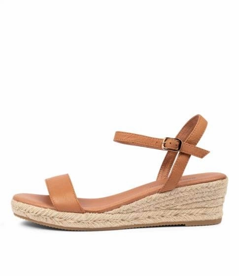 Happy Spark Slim Step Django & Juliette Shielay Tan Leather Wedge