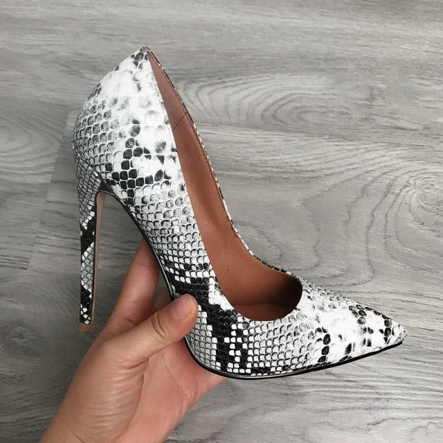 2020 Women Classic Pumps Extreme High Heels 12cm Sexy Stilettos Ladies Pointed Toe Shoes Nude Red Blue Black Beige Leopard Heels Dress Shoes Size 15