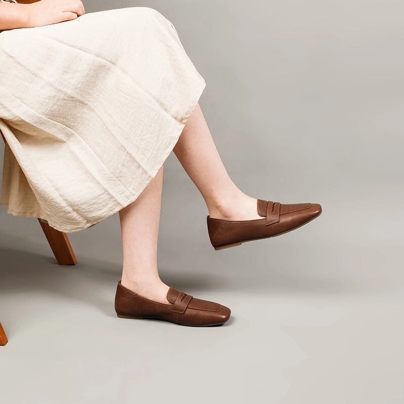 Best Loafers Comfort Dwarves Leather Penny Loafers for Women in Brown/Khaki/Beige/Coffee