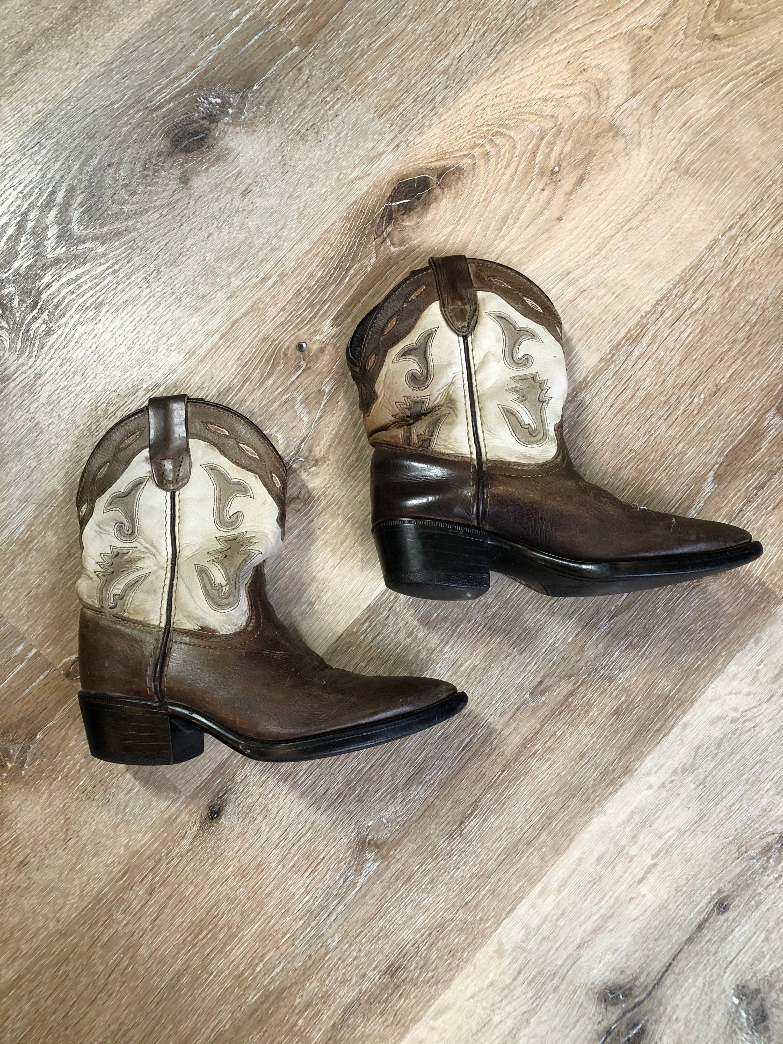 Old Navy Boots Kids Brown Leather and Suede Western Cowboy Boot SOLD