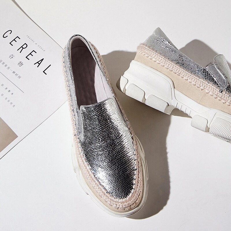 Chicmy Causal Loafers Metal Sheepskin Women Flats Slip On Ladies Simple Shoes Silver Color Platform Footwear White Loafers Leather