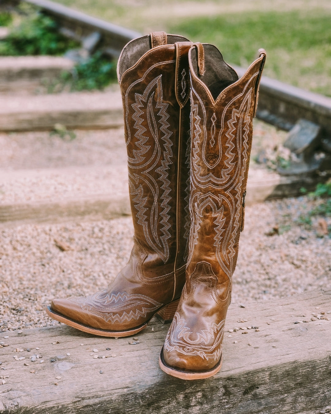 Ariat Casanova X Toe Cowboy Boots in Shades of Grain Best Inexpensive Work Boots