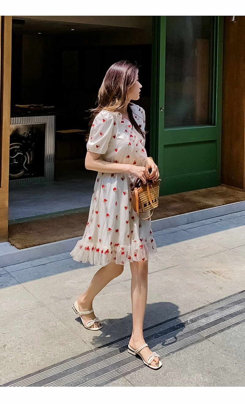 Chicmy Summer Shoes Women Sandals Pearl Flat Brand Ladies Summer Holiday Shoes Elegant Party Shoes Beige Green Plus Size 42 A4629 The Opposite Of Flat Shoes