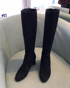 Adidas White Shoes LOUIS VUITTON Masterclass Black Suede Knee-High Boots