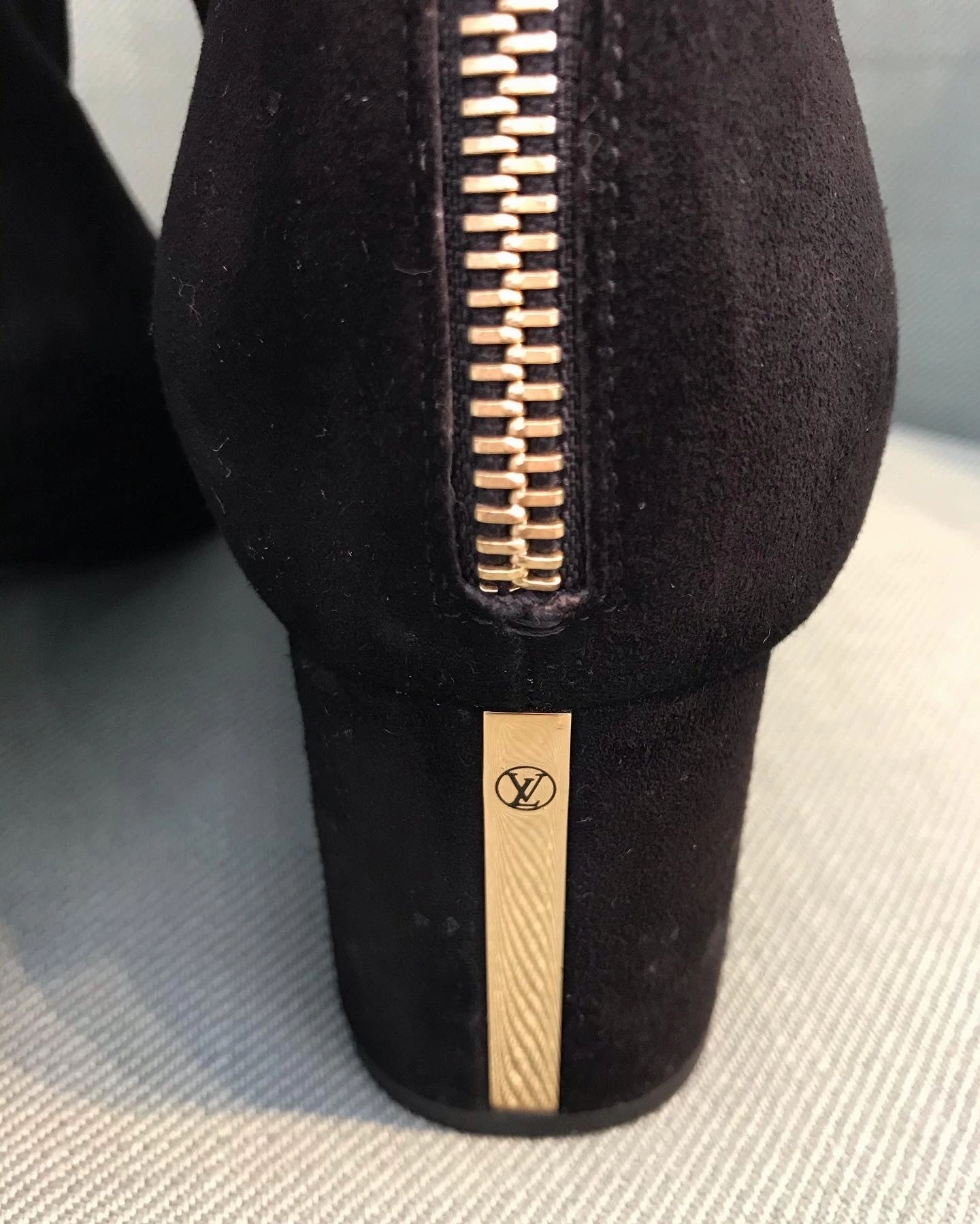 LOUIS VUITTON Masterclass Black Suede Knee-High Boots Adidas Mountain Bike Shoes