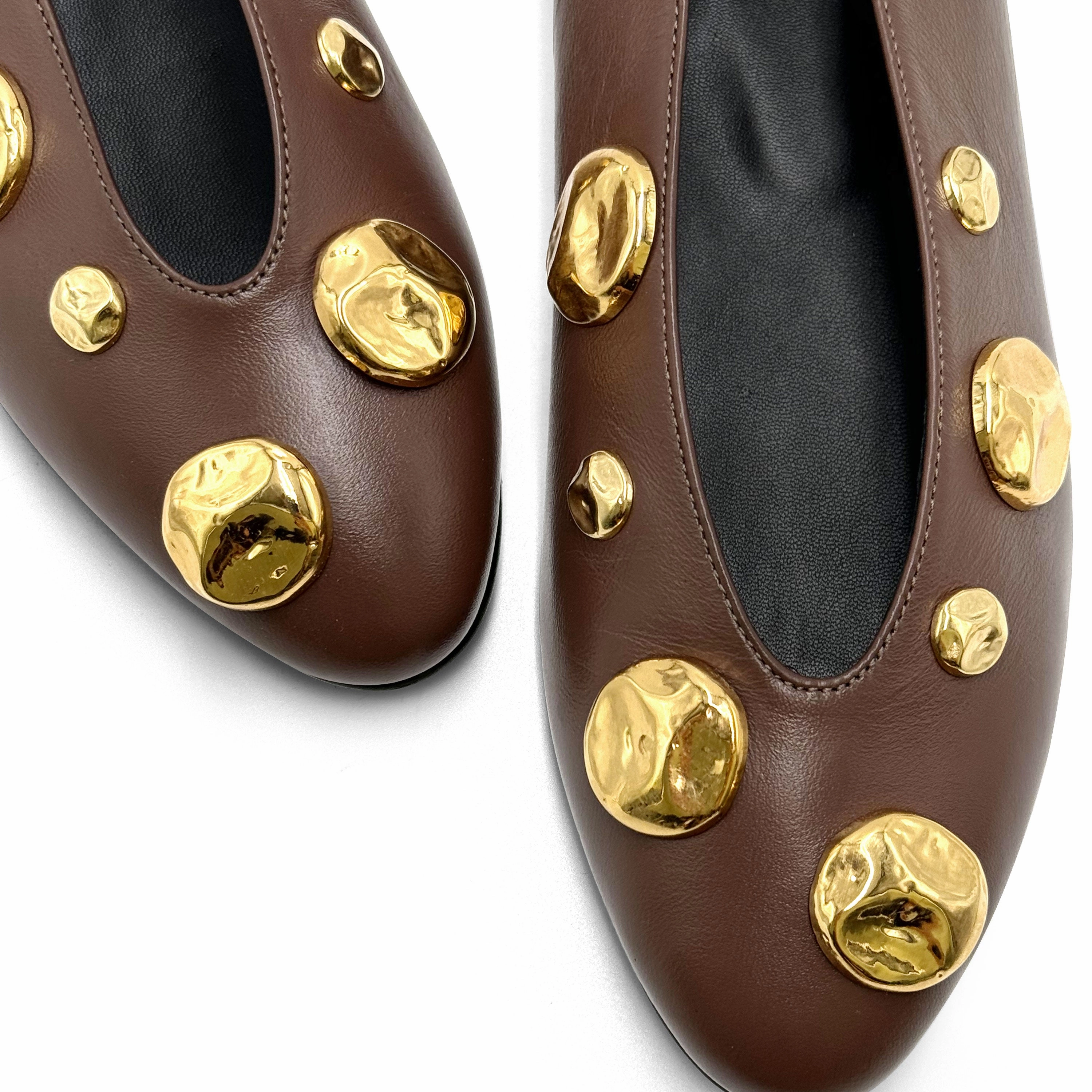 Bootie Heel Shoes Brown leather ballet flats with V-cut and gold studs