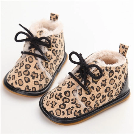 Fashion Solid Lace-Up Baby Boots Cross-tied For Autumn/Winter Baby Shoes For Warm Baby Plush Boots Shoes Adidas Seeley Shoes
