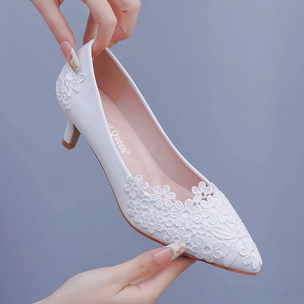 Elegant and simple lace flower wedding shoes white 5cm high-heeled bridal shoes for wedding photos, adult ceremony shoes wedding shoes Sandro Moscoloni Dress Shoes