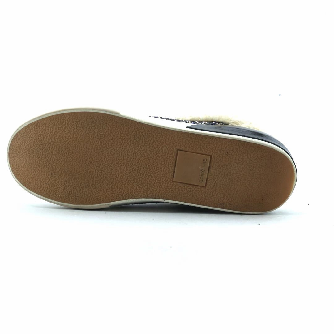 Most Stylish Casual Shoes DOLCE VITA  .