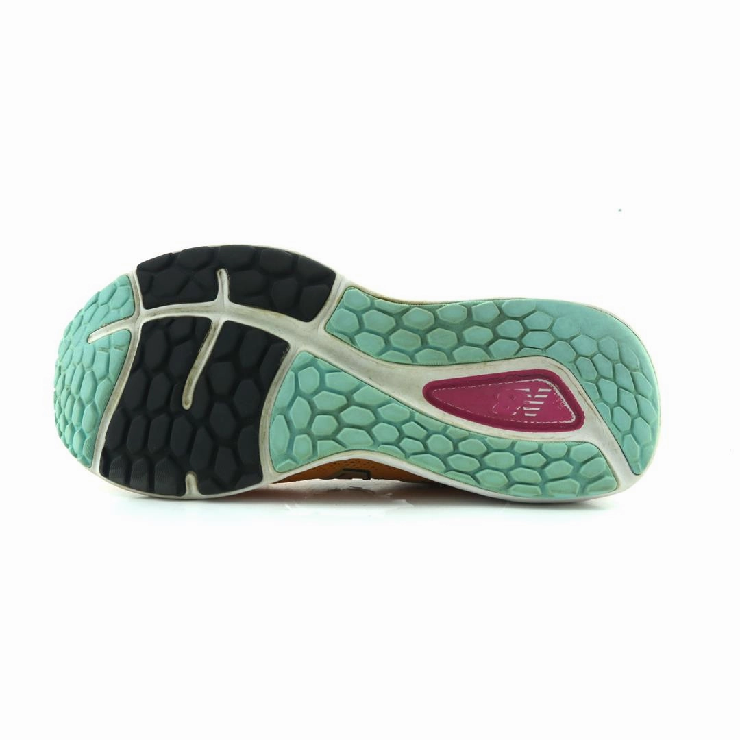 NEW BALANCE FRESH FOAM 680 V7 Basketball Shoes That Are Good For Running