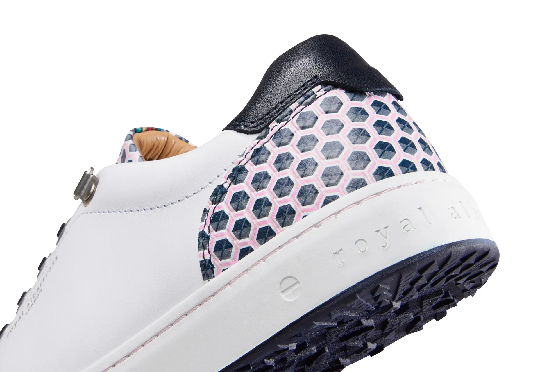 Fieldfox | Geo White/Navy Street Clothing