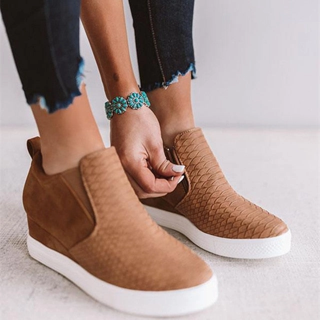 Women Sneakers Femme Vulcanized Shoes Ladies' Casual Slip On Ladies Flat Shoe Women Fashion Retro Sneakers / Autumn Flat Formal Shoes