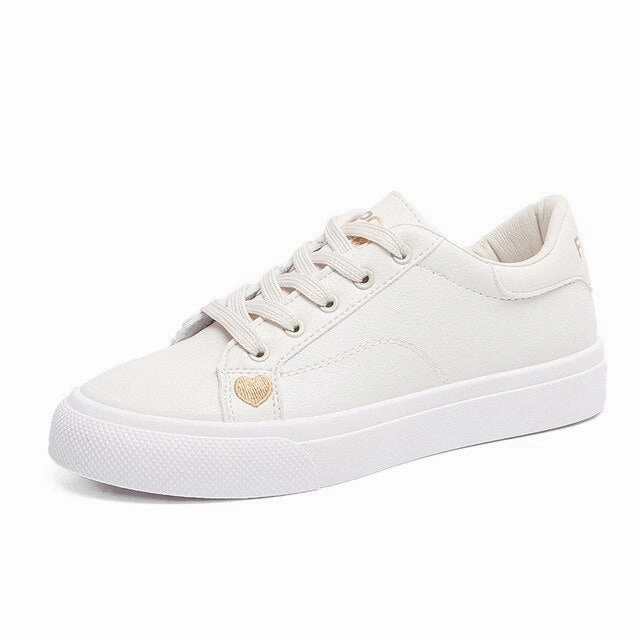 Lace Up Flats Shoes for Women 2019 Fashion Pu Leather Heart Shape Flat Heel British Oxford Casual Shoes Woman Women Shoes Female Flat Clog Shoes