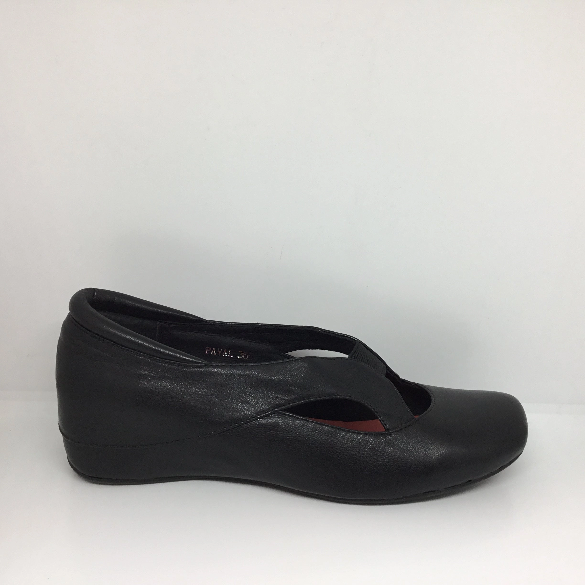 Urban Dailywear Django & Juliette Paval Black Leather