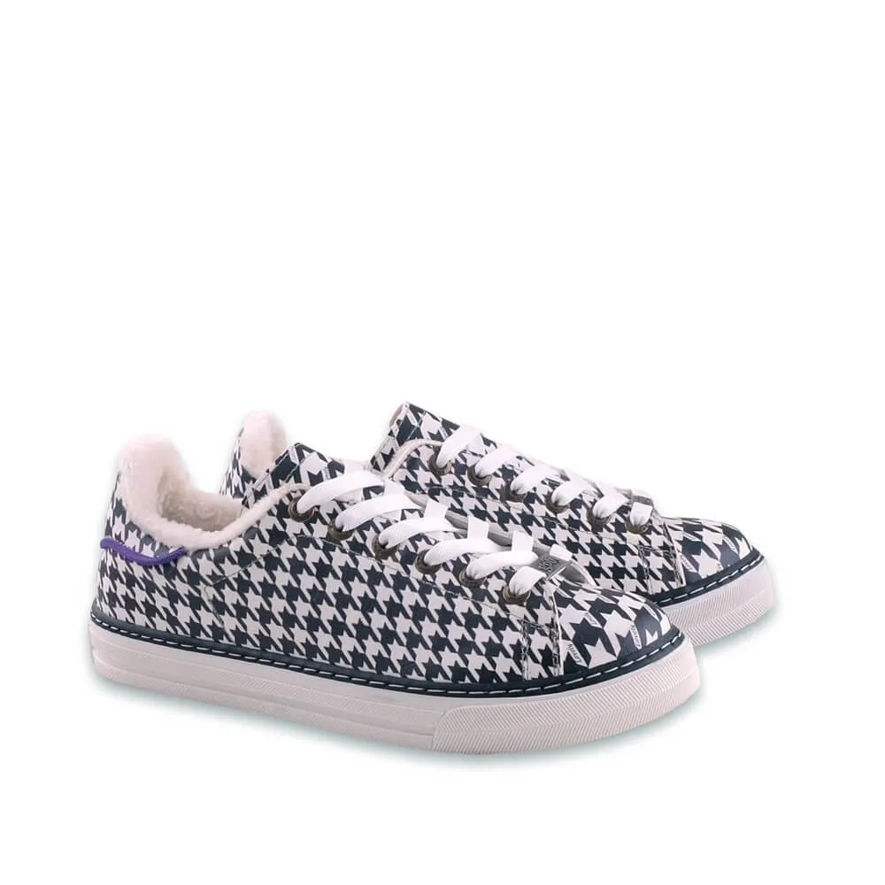 Curve Hug Sneaker Shoes GSS724