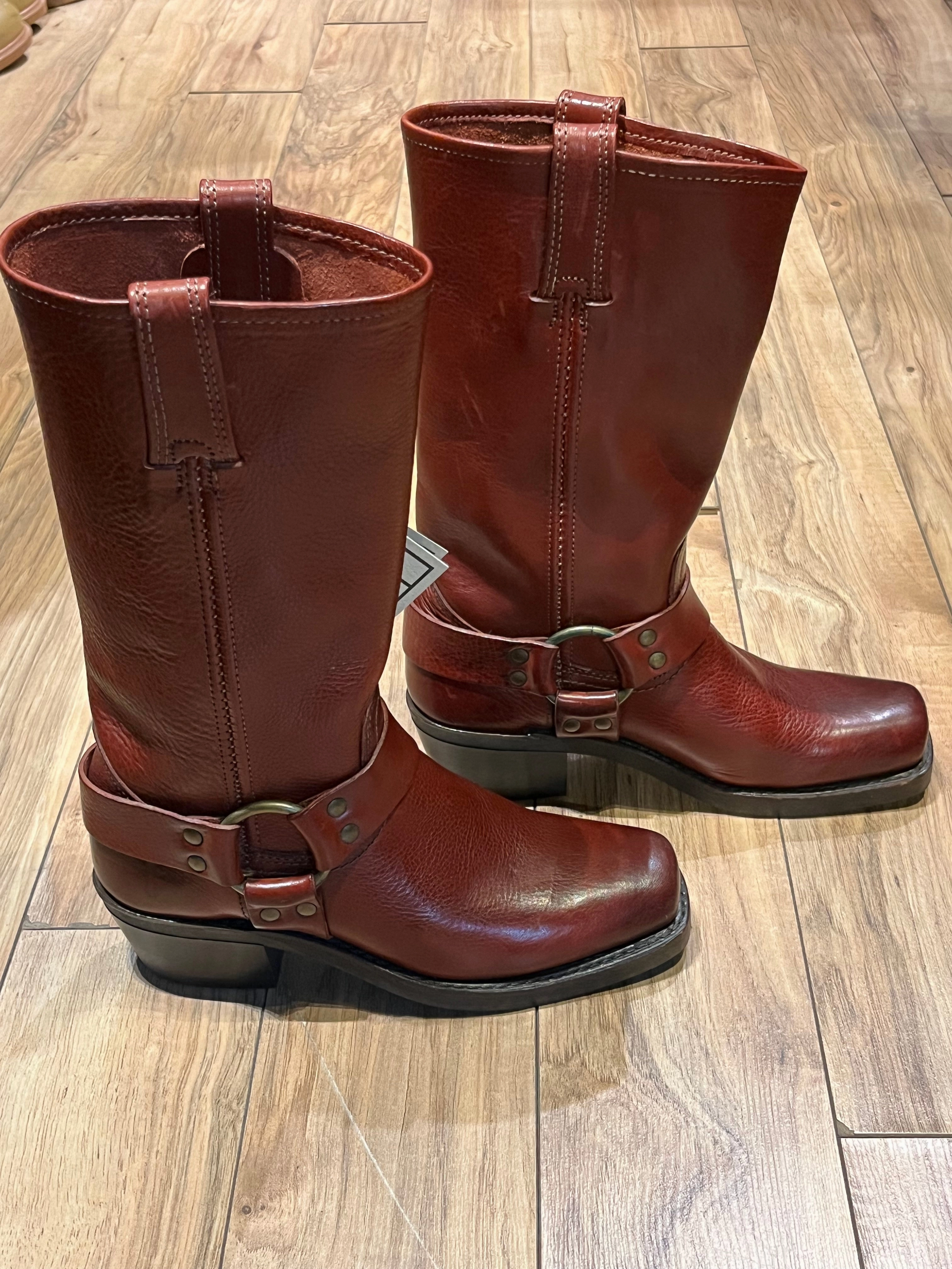 Frye Harness 12R Boots Cognac, NWT, Made in USA, Size 6 US Women Boots Nyc