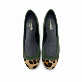 Waterproof Mtb Flat Shoes Green suede ballet flats with animal print toe
