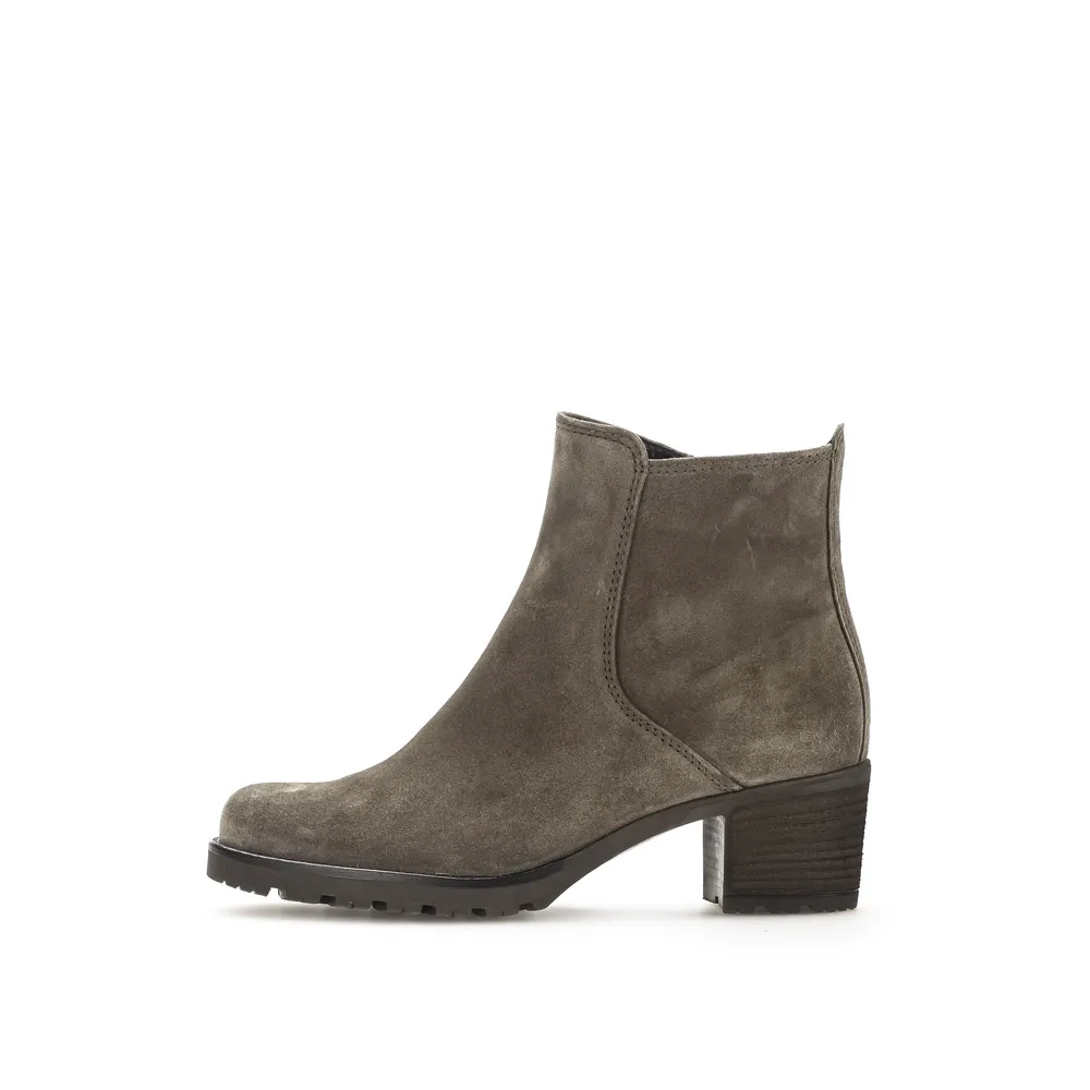 32.800 - BOOT Good elasticity