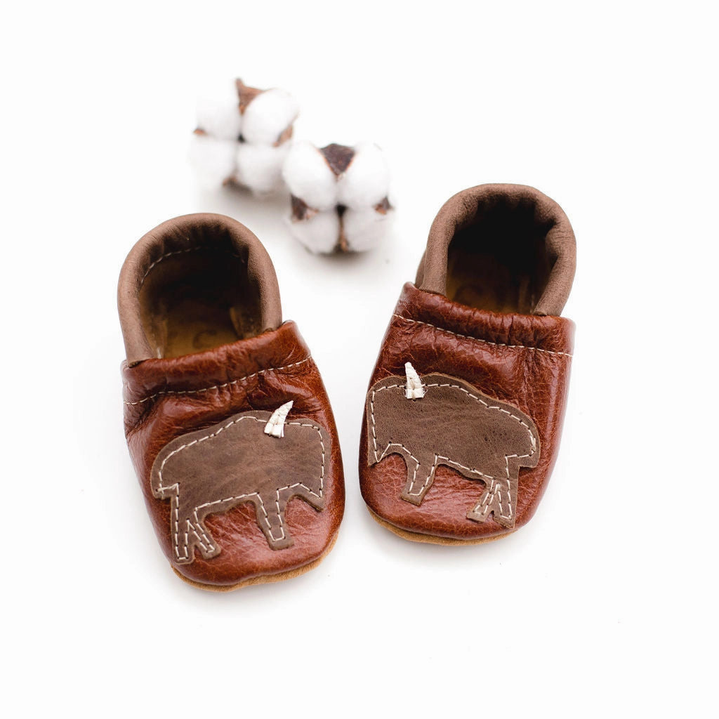 Bison on Saddle Leather Shoes Moccs Baby and Toddler High Heel Purse