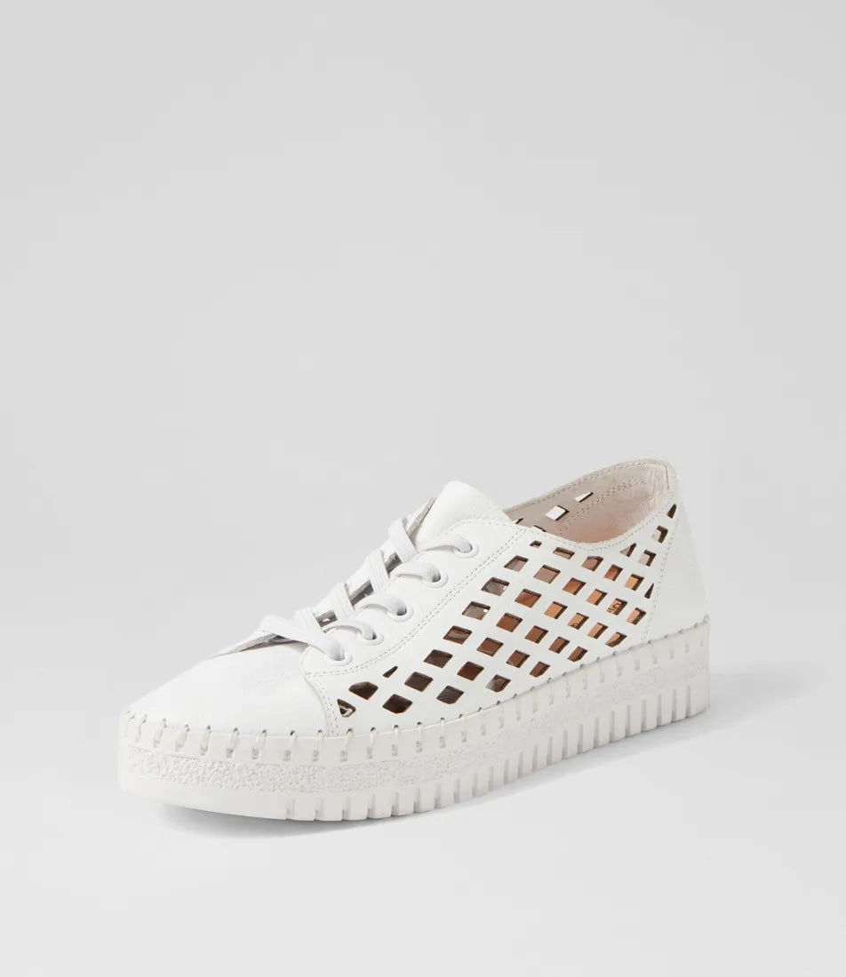 Casual Comfort Django & Juliette Mandle ~ White ~ Black ~ Almond ~ Tan ~ Leather