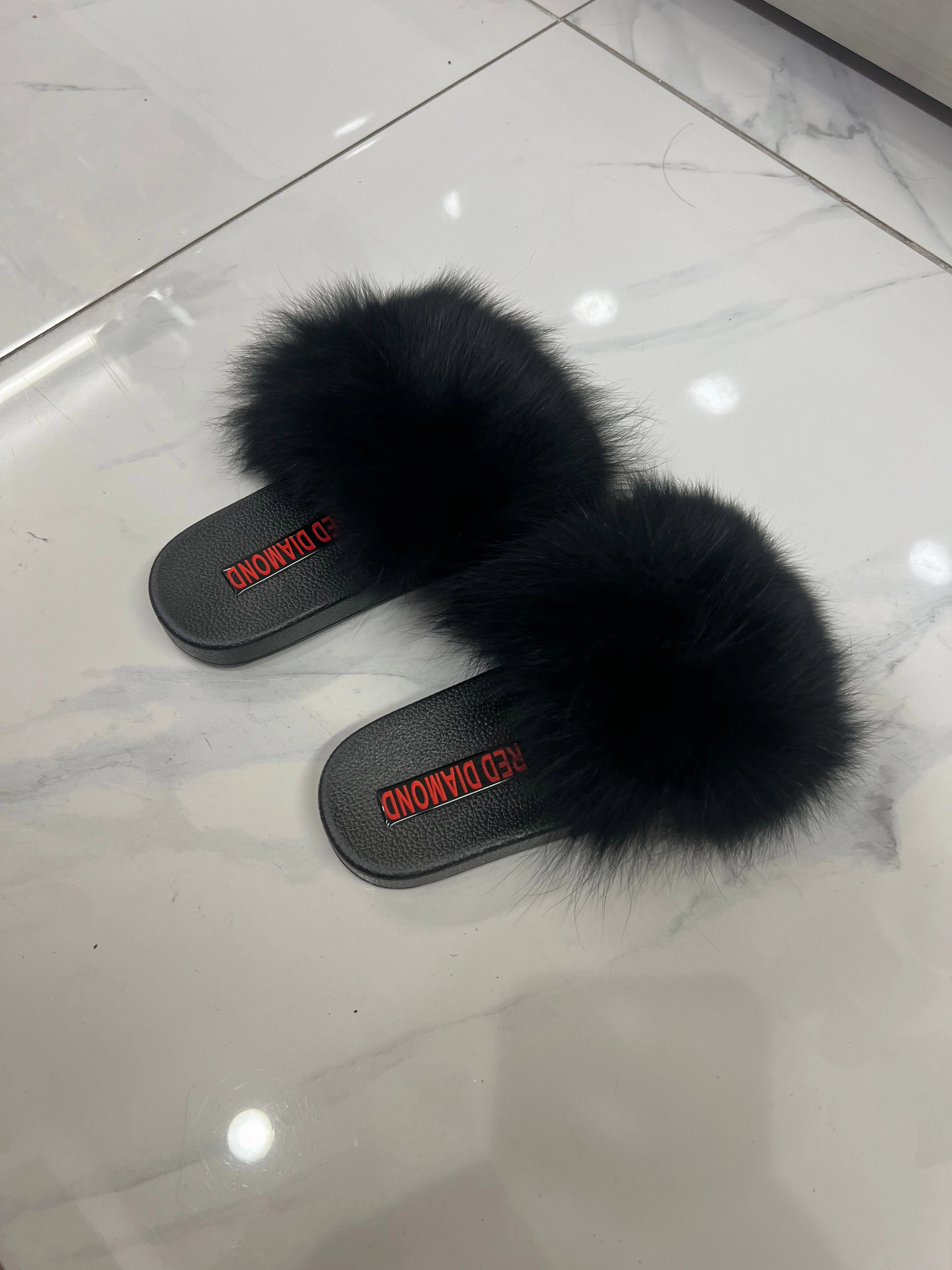 Kids faux fur slides black Ugh Tasman Slippers