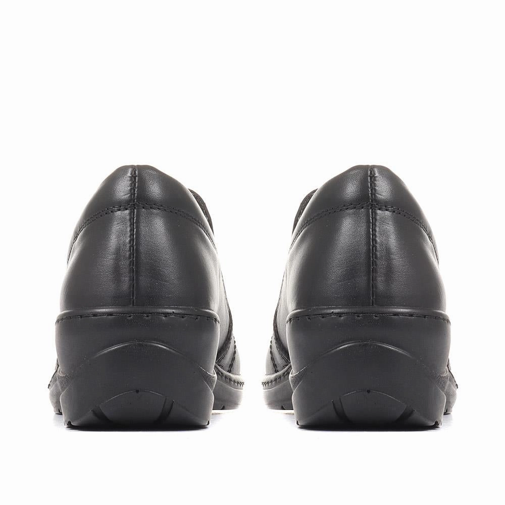 Leather Slip-On Shoes - HAK36009 / 322 927 - Black Block Heel High