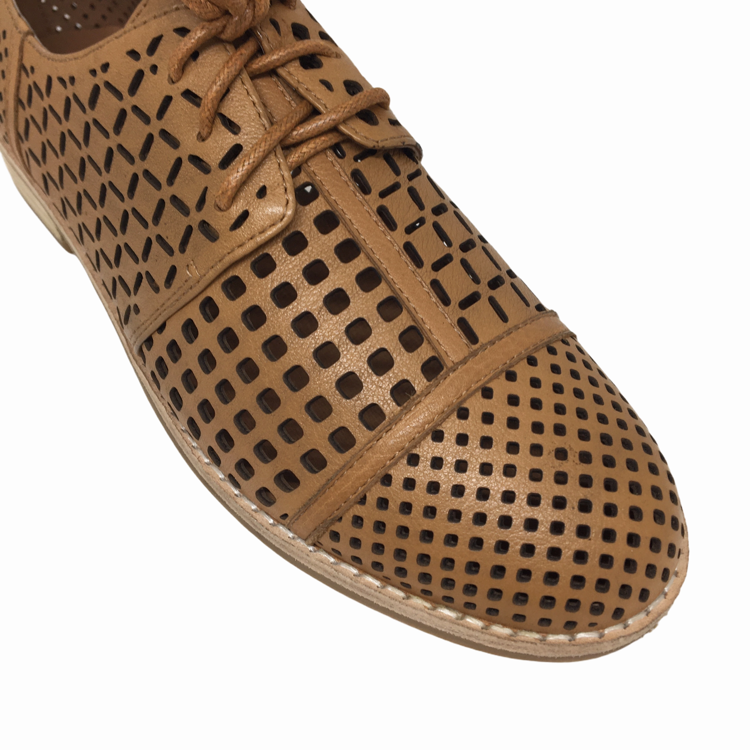Comfortable Performance Hop Hike Django & Juliette Avert ~ Black ~ Tan